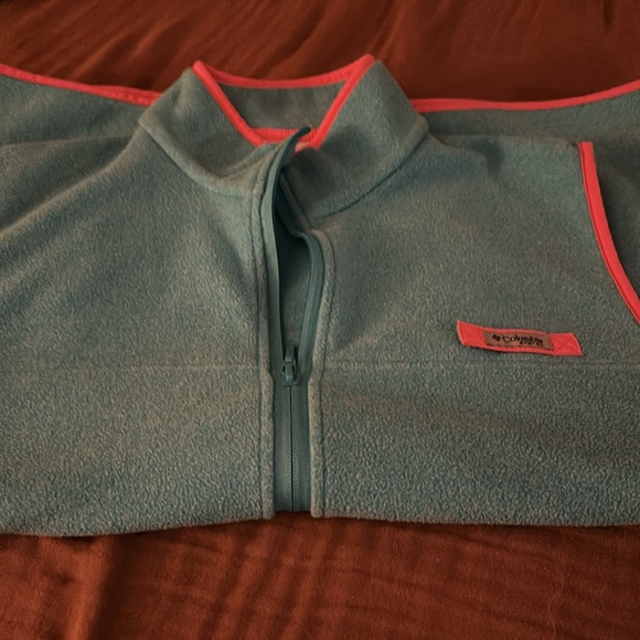 Columbia Vest - Picture 5 of 5